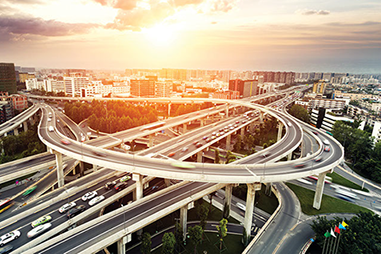 Image of multipe interstate highways connecting.