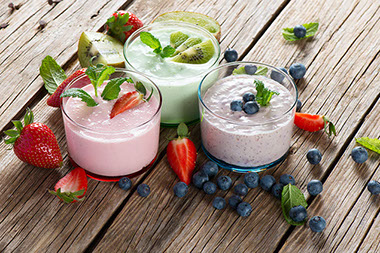 Image of 3 different smoothies.