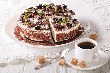Cheesecake dessert with chocolate and coffee.